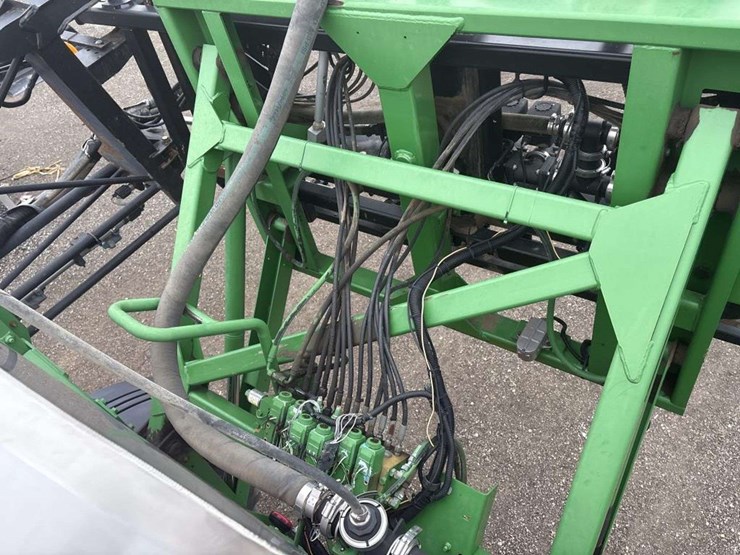 john-deere-4830-image-25