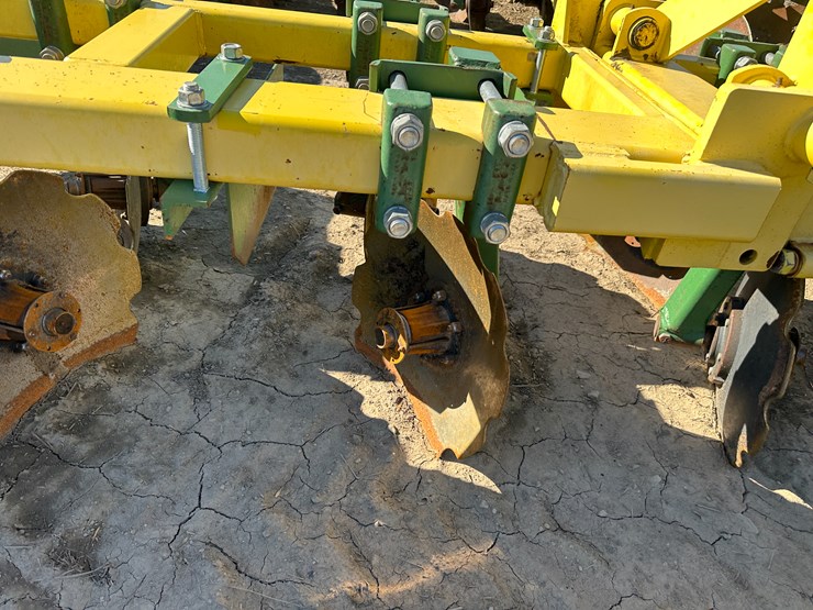 #33730-•-roll-a-cone-16-row-30"-hipper-image-17