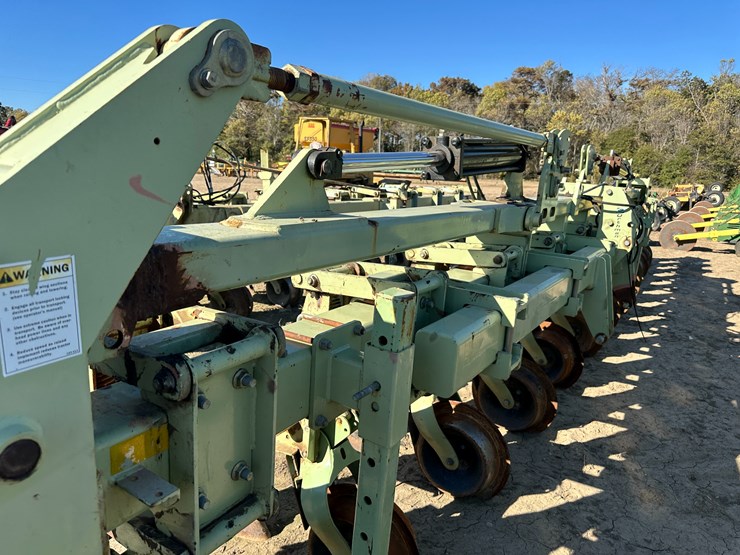 #33734-•-orthman-16-row-30"-bedder-lister-image-37