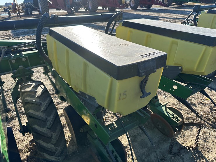 john-deere-1720-image-42