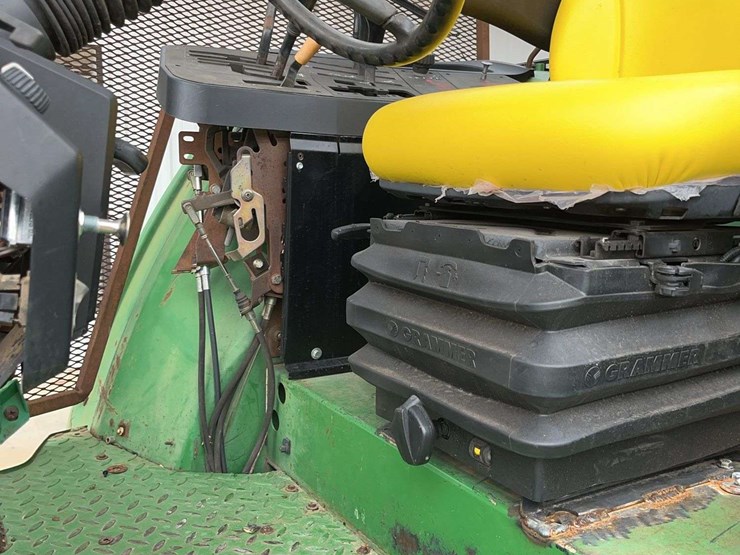 john-deere-6405-image-5