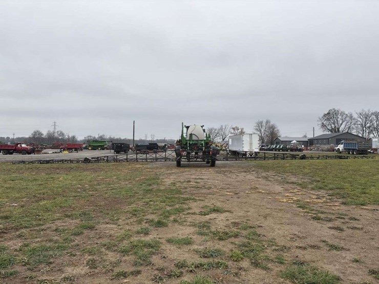 john-deere-4830-image-34