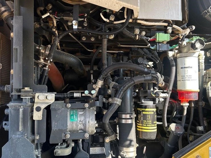 2018-komatsu-wa320-8-image-27