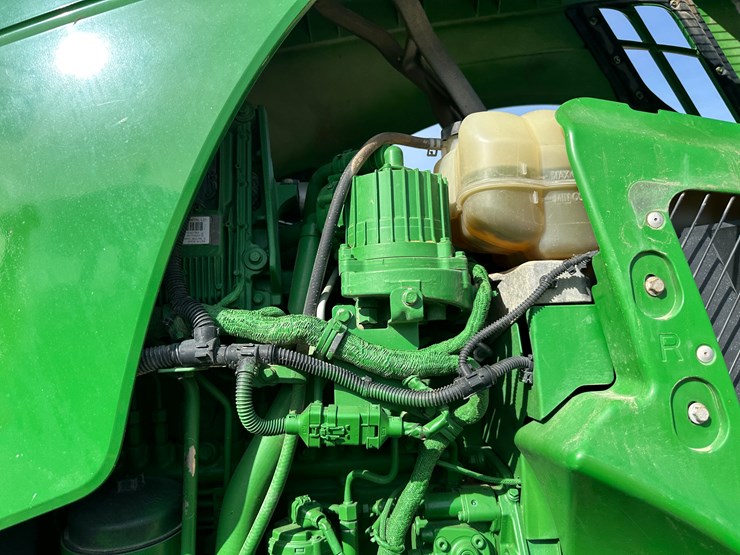 2010-john-deere-8360r-image-50