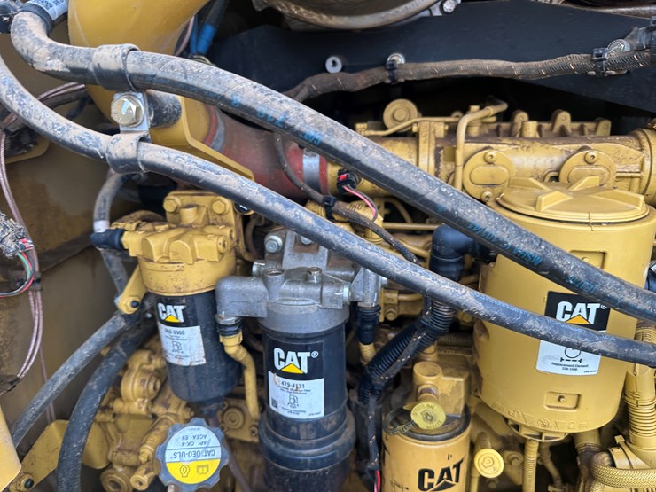 2022-caterpillar-140gc-image-79