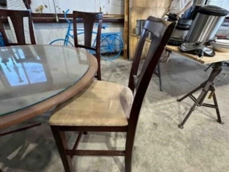 48”-round-table-&-4-chairs--not-a-matching-set-image-2