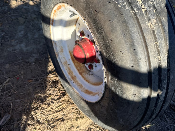 #33740-•-~20'-row-crop-cultivator-image-11