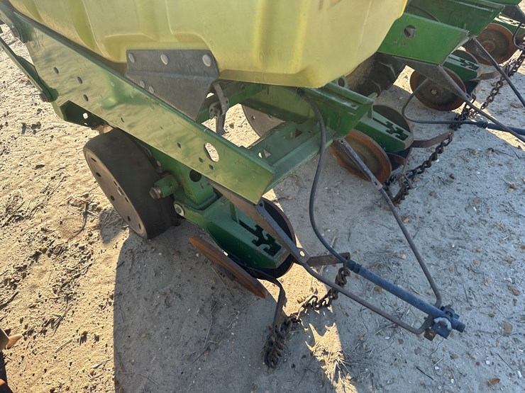 john-deere-1720-image-38