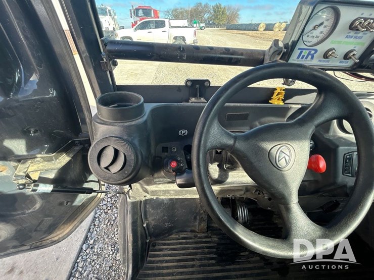 kubota-rtv-x1100c-image-24