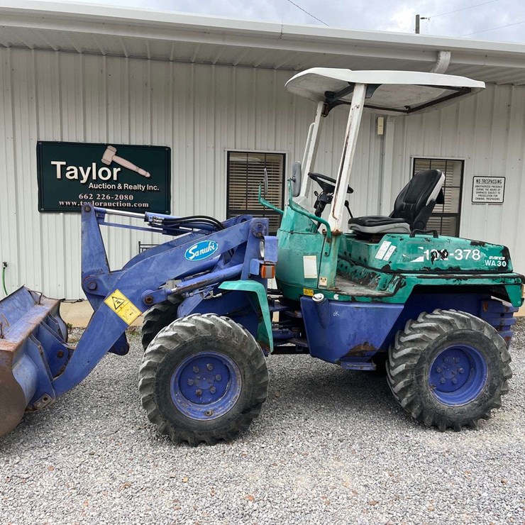 2004 KOMATSU WA30