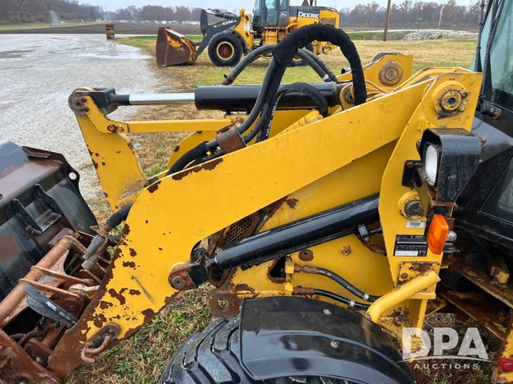 2005-caterpillar-904h-image-36