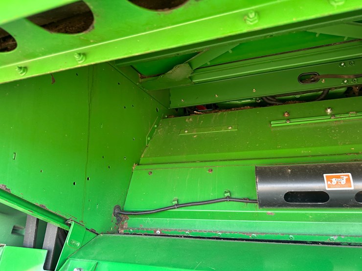 john-deere-s690-image-39