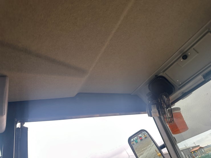 2022-caterpillar-140gc-awd-image-114