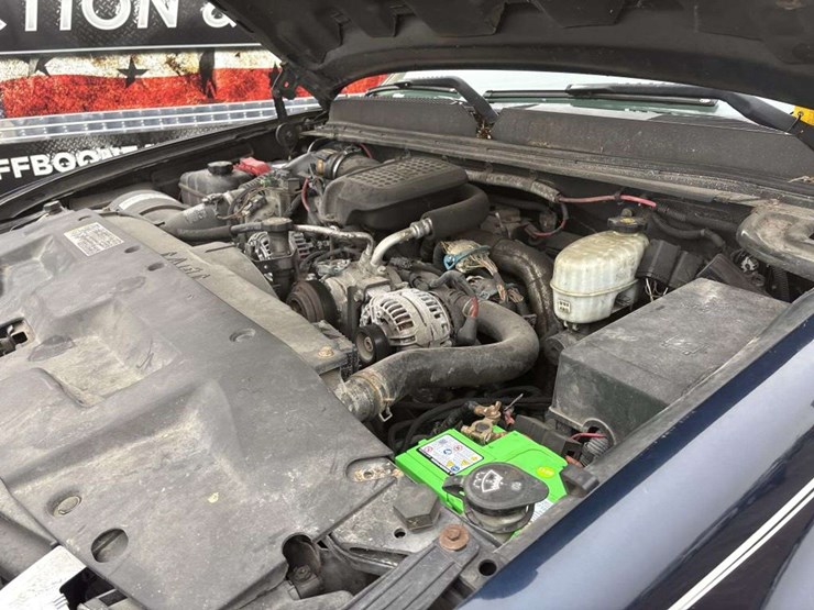 2008-gmc-3500-image-25