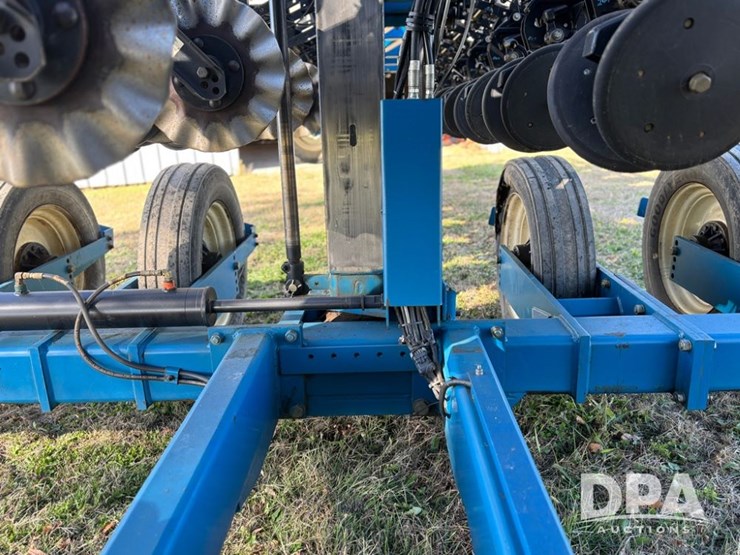 2022-kinze-3600-image-45