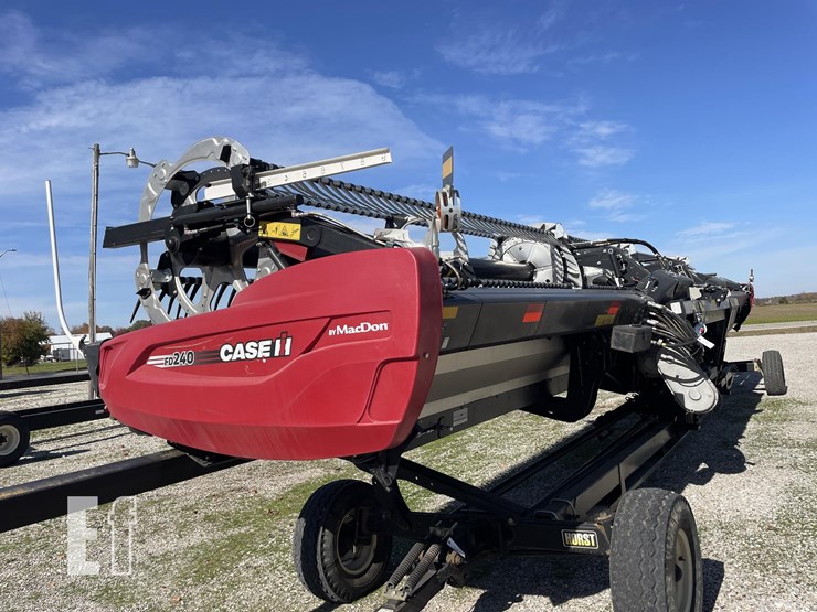 2024-case-ih-fd240-image-2