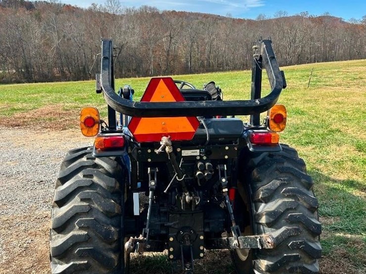 2016-new-holland-workmaster-37-image-6