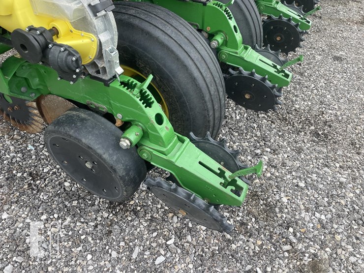 2012-john-deere-1790-image-8