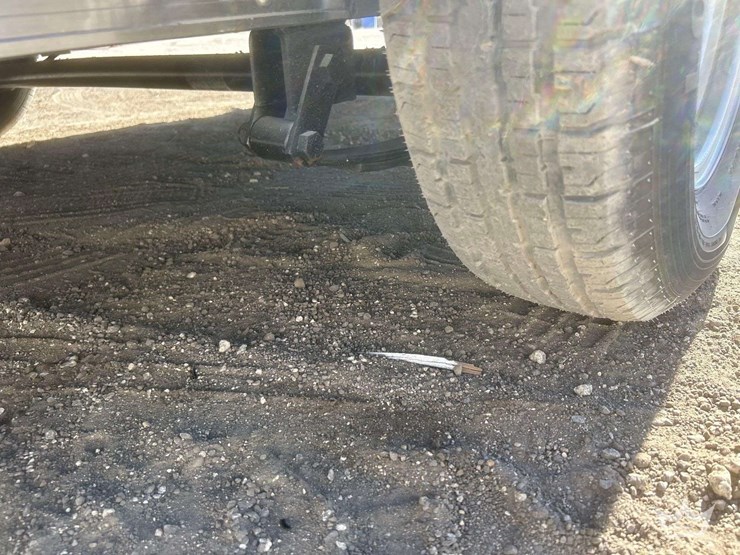 enclosed-trailer-image-12