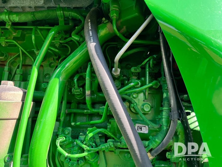2021-john-deere-r4044-image-34