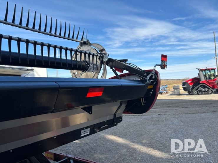 2023-mac-don-fd240-image-28