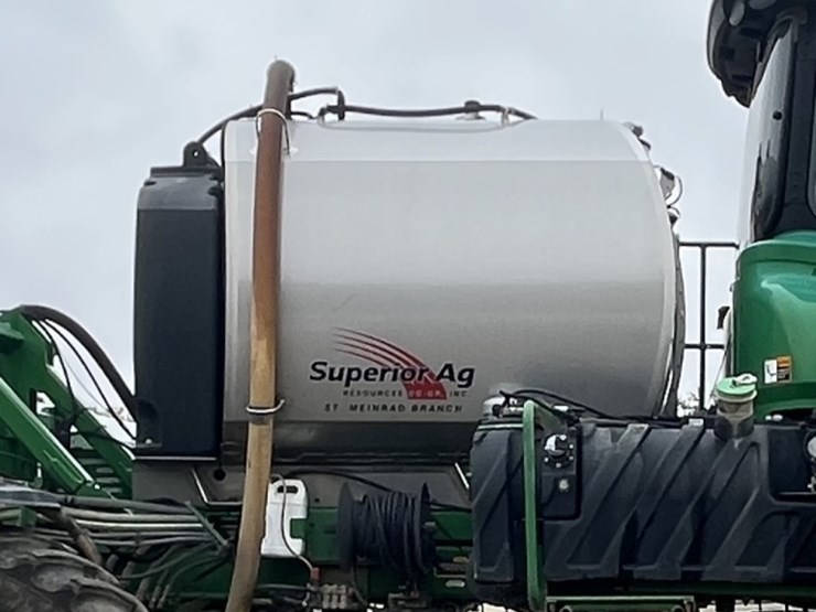 2014-john-deere-r4038-image-10