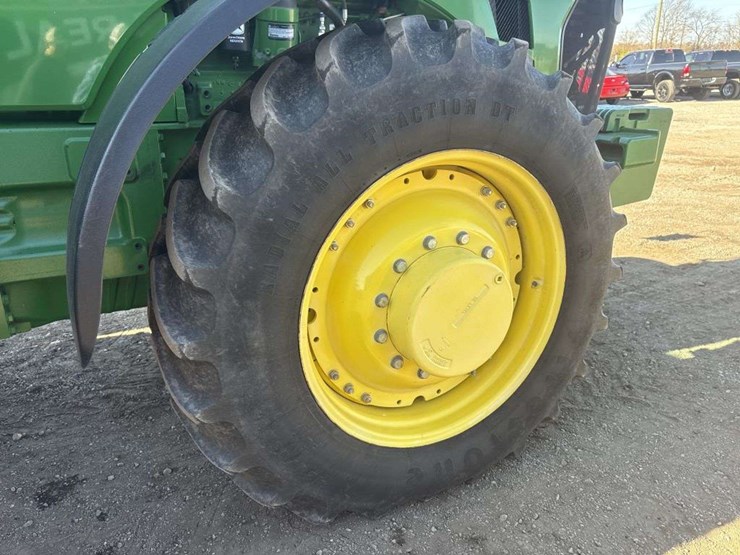 john-deere-8230-image-13