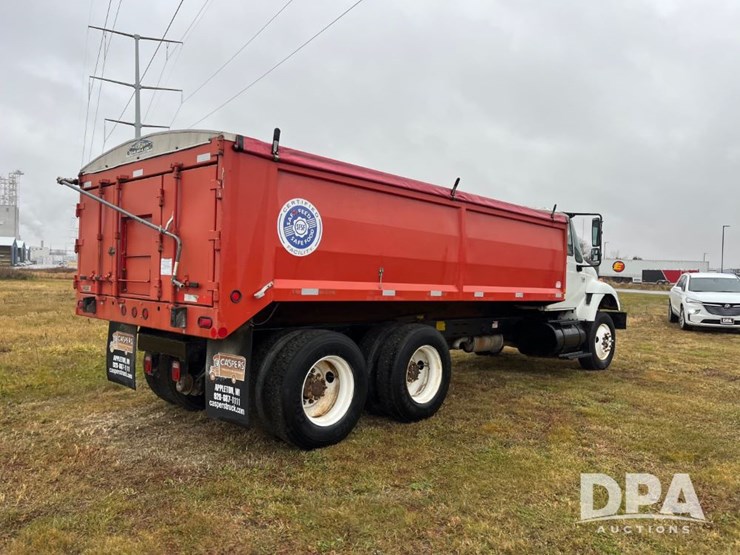 2004-international-7400-image-6