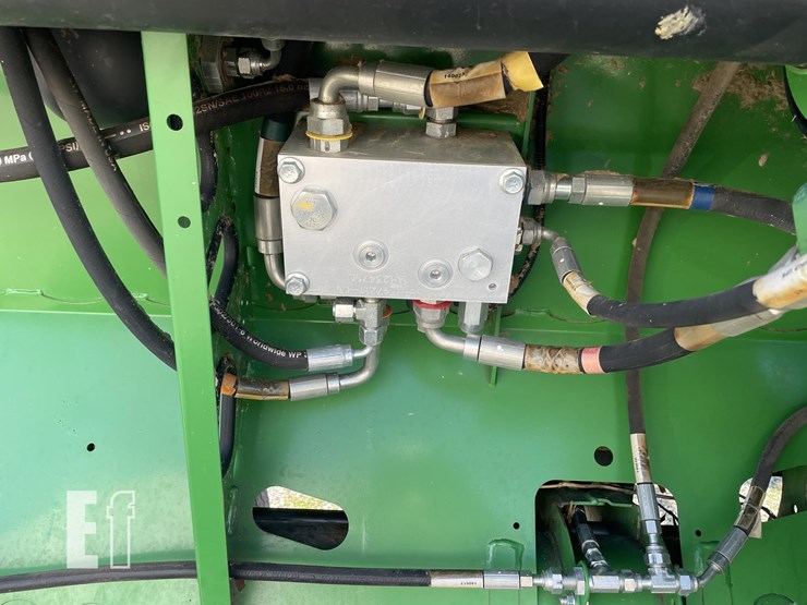 2014-john-deere-630fd-image-11