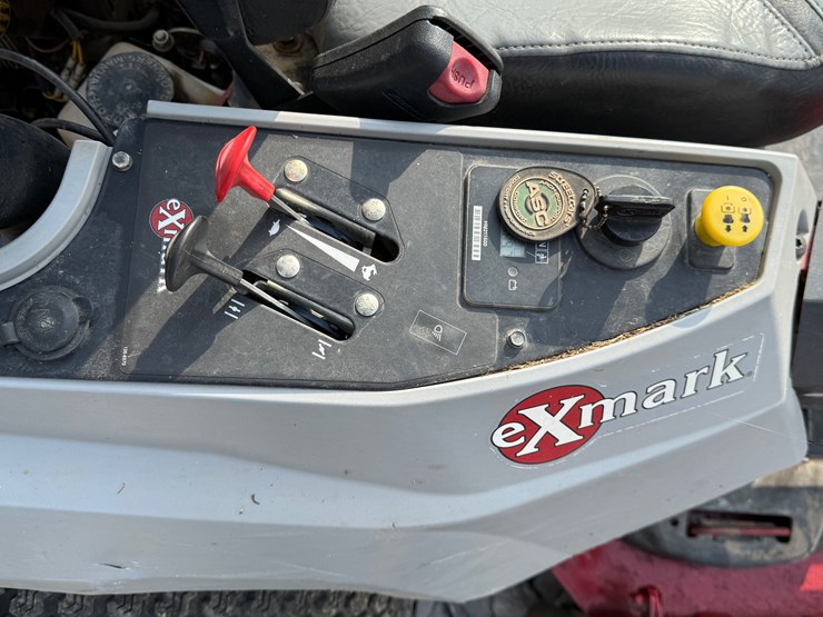 #14-•-ez-mark-e-series-radius-zero-turn-mower-400967531-inv#33281-image-17