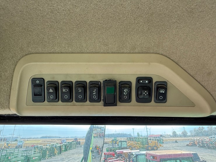 2009-john-deere-9870-sts-image-132