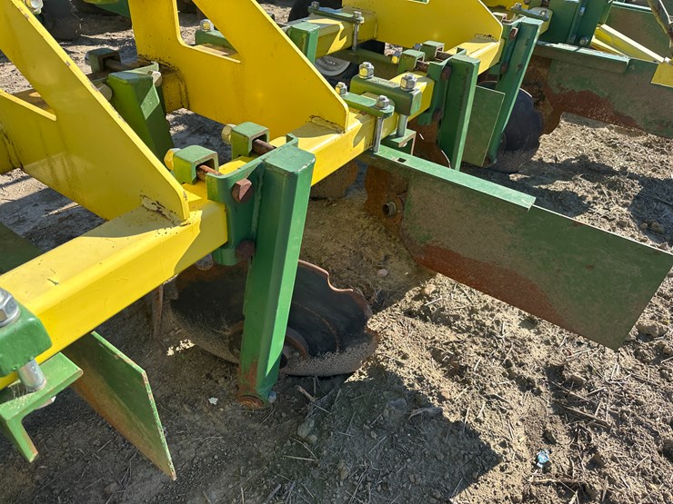 #33731-•-roll-a-cone-16-row-30"-hipper-image-45