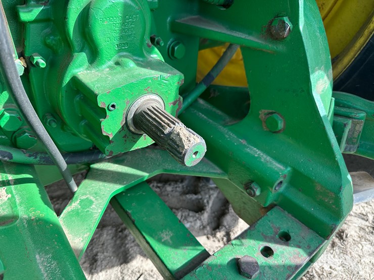 2010-john-deere-8360r-image-19