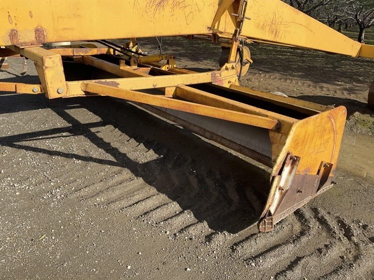 marvin-16'x30'-triplane-image-10