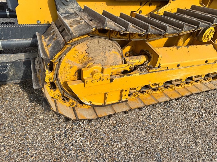 2020-deere-450k-image-25