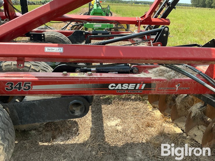 2018-case-ih-345-image-15