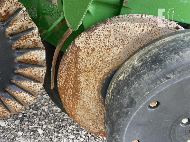 2012-john-deere-1790-image-10