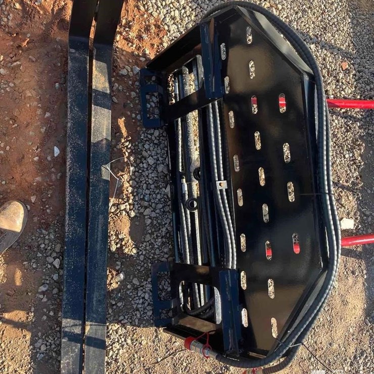 FUTURE 60IN HYDRAULIC SIDE SHIFT FORK