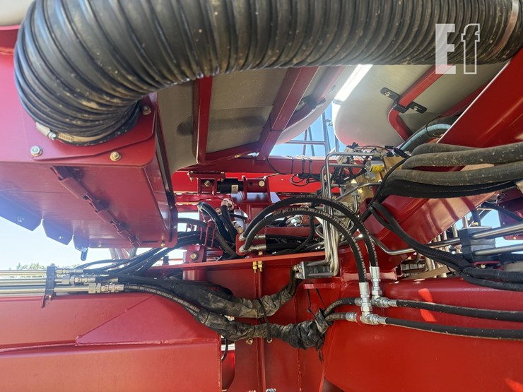 2024-case-ih-2160-image-51