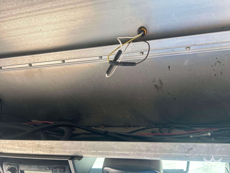 2017-freightliner-mt55-image-19