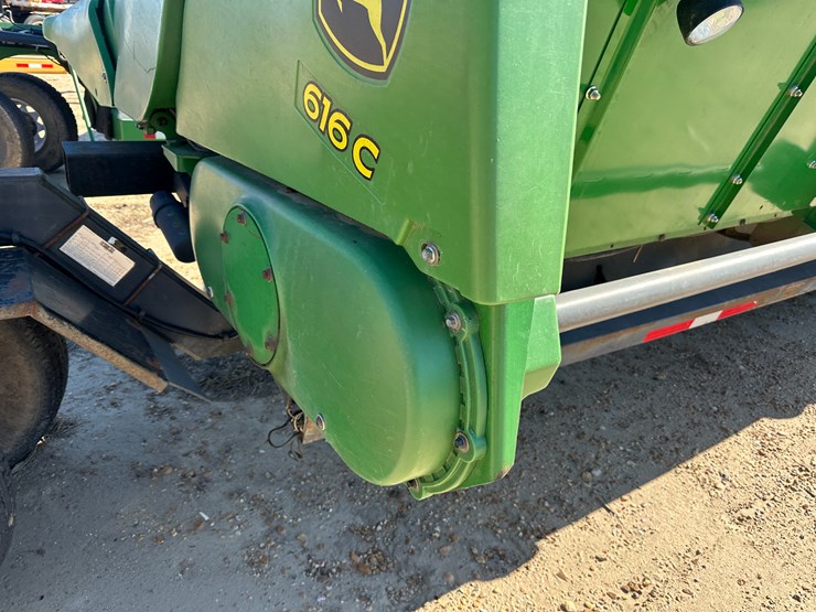 2012-john-deere-616c-image-30