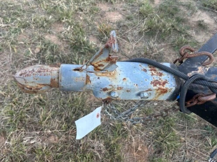 bumper-pull-utility-trailer-image-9