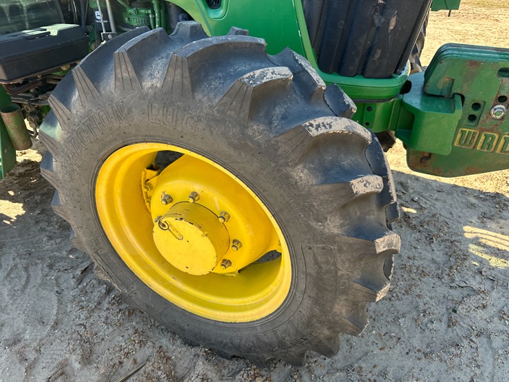 2011-john-deere-5095m-image-9
