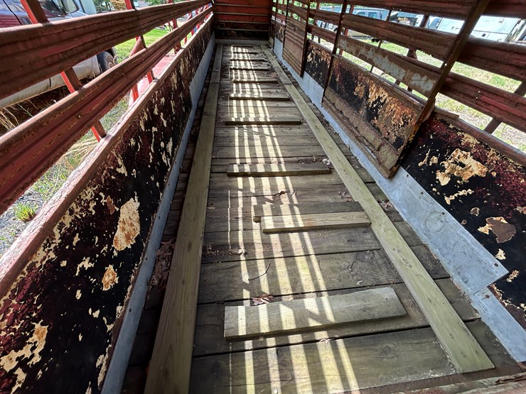 #9390-•-1974-hale-24'-t/a-stock-trailer-j7451924-image-10