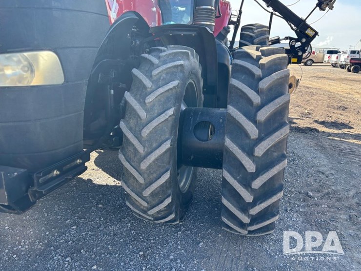 2018-case-ih-340-image-12
