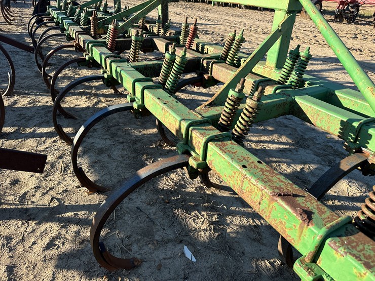 john-deere-105-image-11