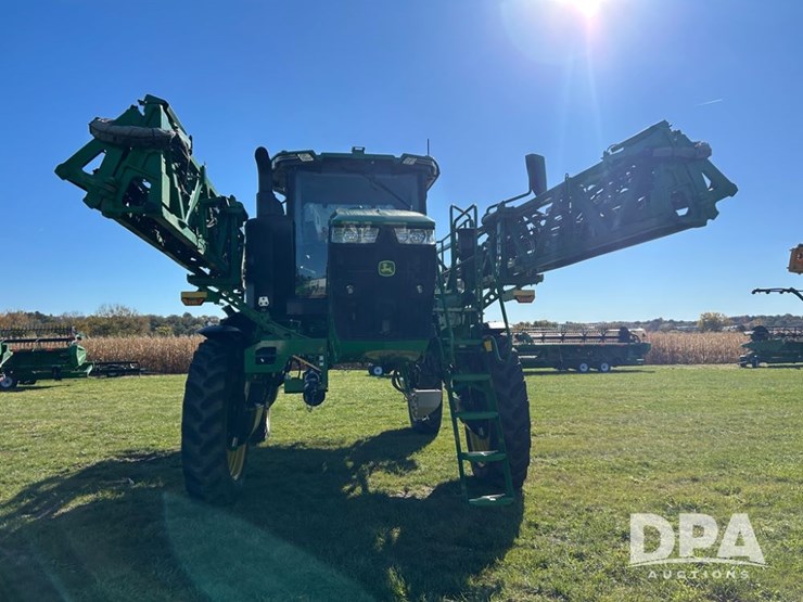 2022-john-deere-410r-image-14