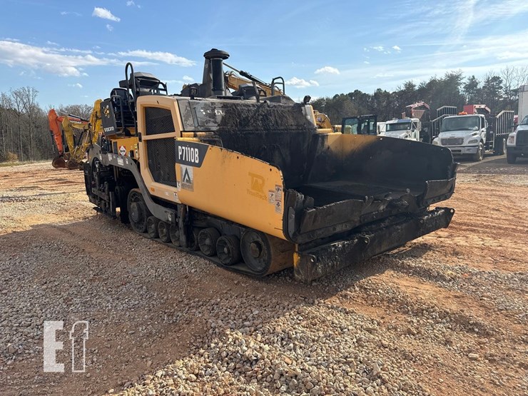 2018-volvo-p7110b-image-7