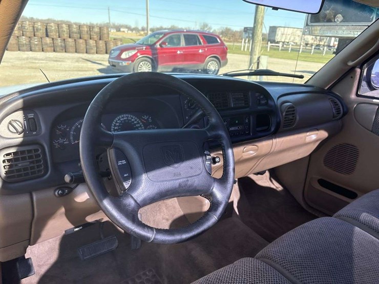 2000-dodge-ram-1500-image-17