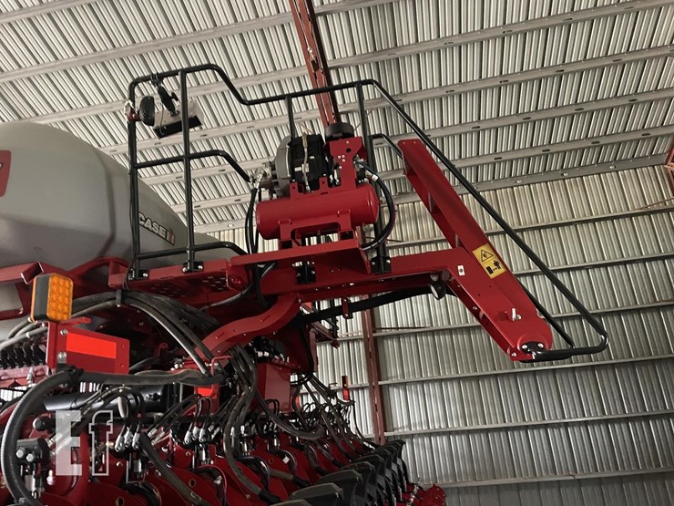 2024-case-ih-2160-image-33